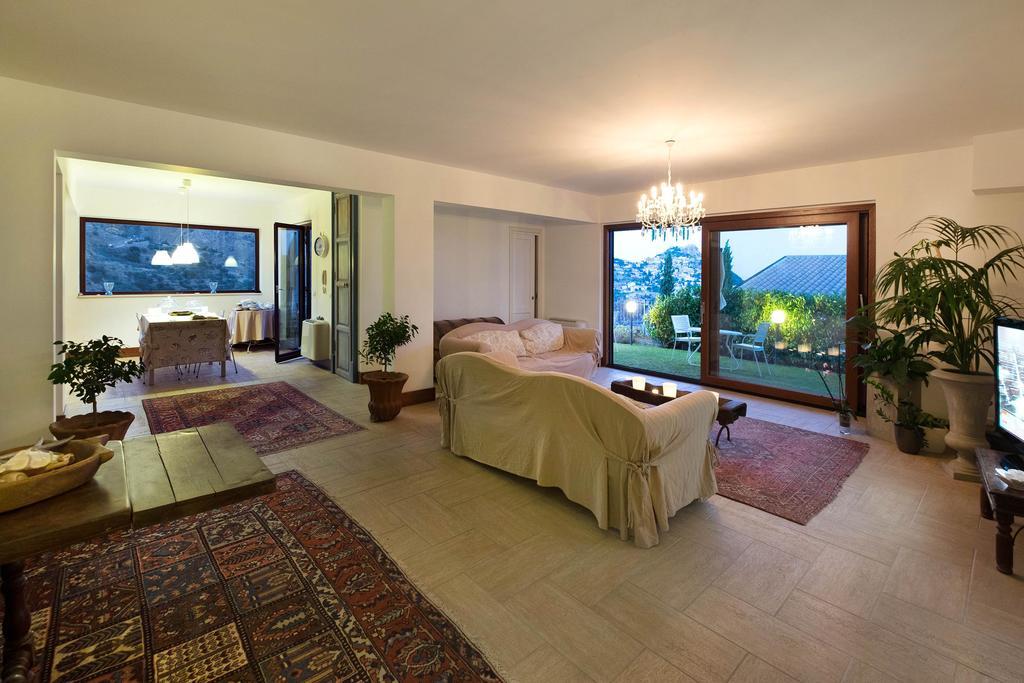 Casa Mathea Villa Taormina Eksteriør billede